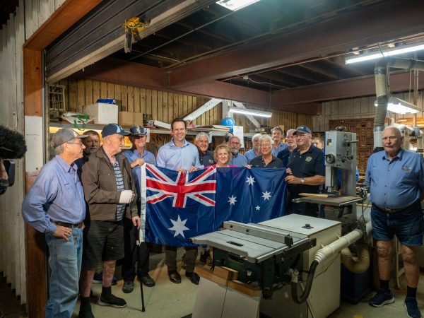 Senator Canavan at AFS Mens Shed Rockhampton with Michelle Landry MP and the members of the mens shed